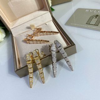 (Category: ) located in . Submitted by japanandsingaporeluxepreloved (Listing ID 1142692460, Image 1). Description: .