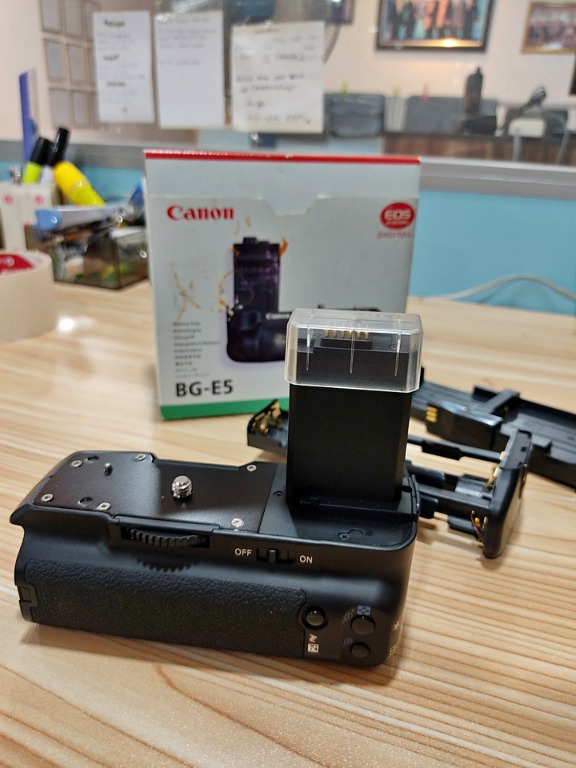 Canon BGE5 Battery Grip, Photography, Photography Accessories