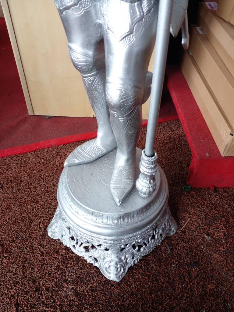 CAST IRON SILVER KNIGHT DECO, Furniture & Home Living, Home Decor, Vases & Decorative Bowls on