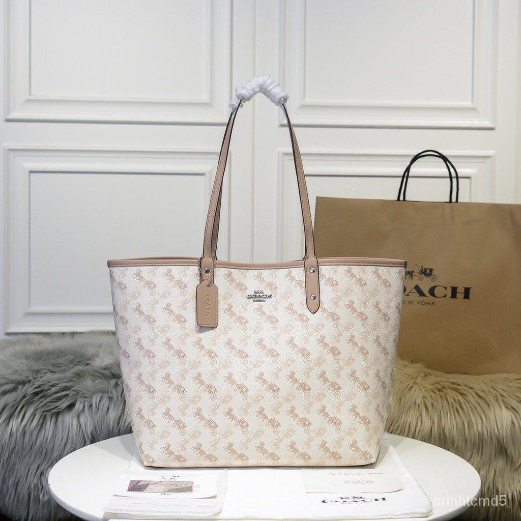 Coach Reversible City Tote with Horse Carriege Print Fesyen Wanita Tas Dompet di Carousell