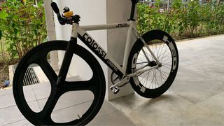 (Category: ) located in . Submitted by bikestuffsz (Listing ID 1142631504, Image 1). Description: .