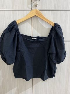 (Kategori: ) berada di . Dikirim oleh hygge.secondstuff (ID iklan 1142531706, Gambar 1). Deskripsi: .