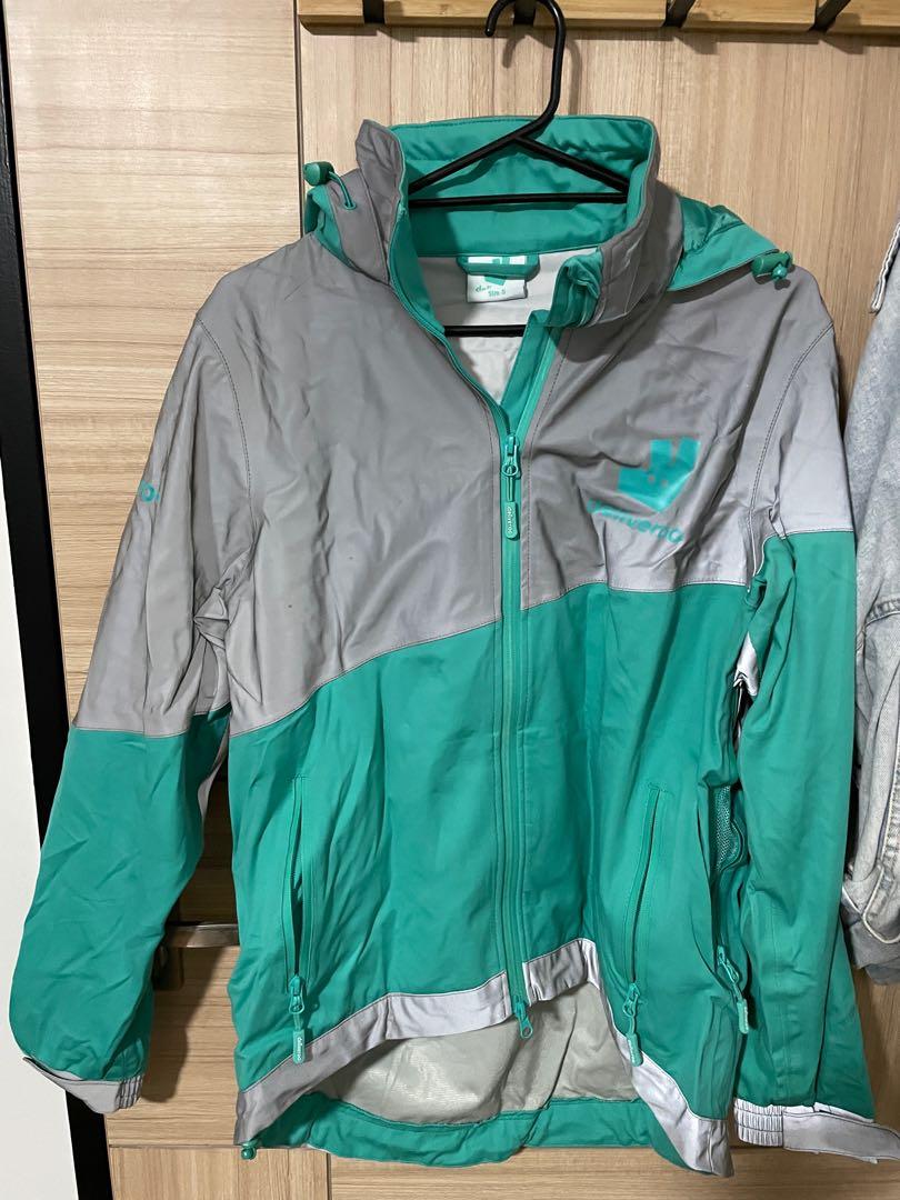 Deliveroo store reflective jacket