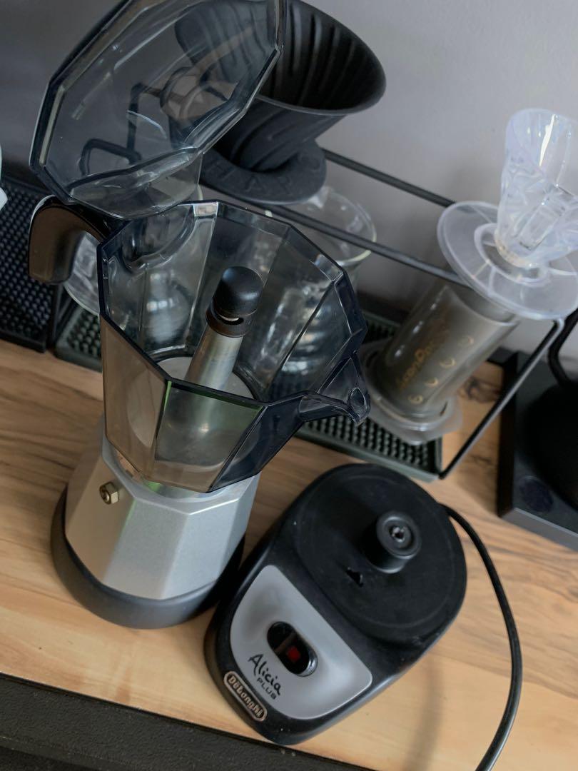 DeLonghi Alicia Plus Electric Moka Pot, TV & Home Appliances, Kitchen
