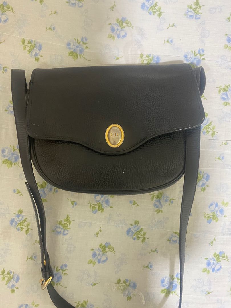 Dior crossbody bag vintage, Women's Fashion, Bags & Wallets, Crossbody Bags on Carousell