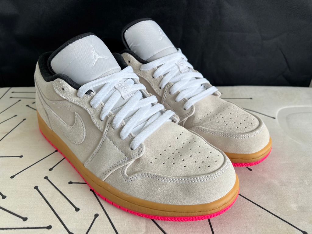 Air jordan 1 top low gum hyper pink