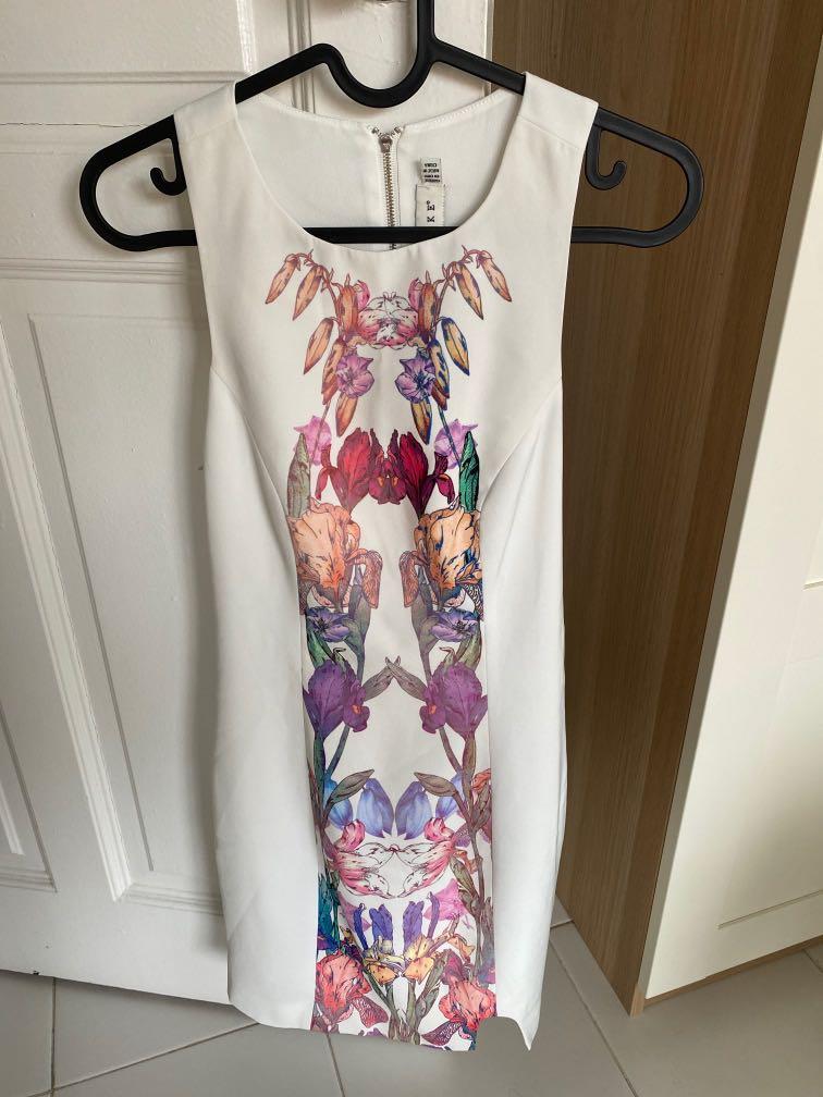 Keepsake dress size S, Women's Fashion, Dresses & Sets ...