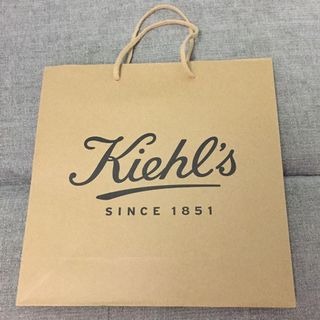 可買可換 exchange or $8 each❗️ Kiehl’s paper bag 30x29cm 紙袋  HK$8   全新64190438544771110