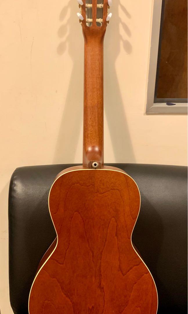 La Patrie Motif EQ Solid Cedar Top Parlor Nylon Guitar Made In Canada