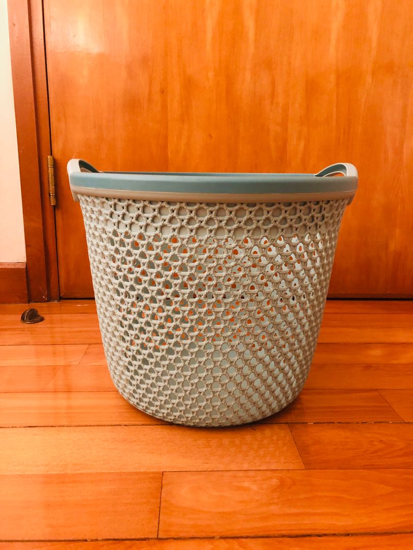 Laundry basket, 傢俬＆家居, 其他, 洗衣籃 Carousell