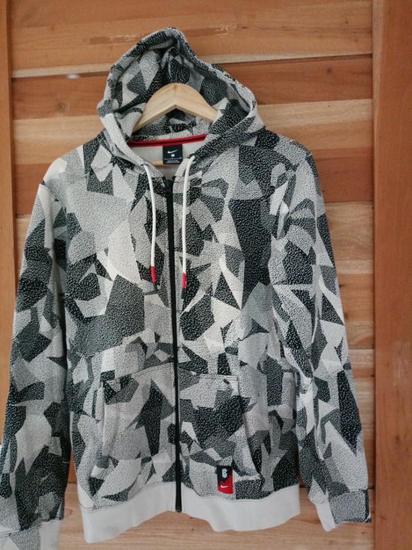 Limited kyrie jacket Men s Fashion Coats Jackets and Outerwear