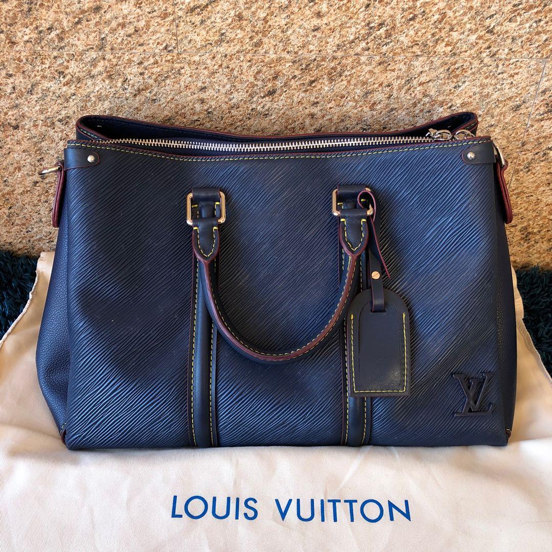 Louis Vuitton Epi Soufflot MM (SHG-37283) – LuxeDH