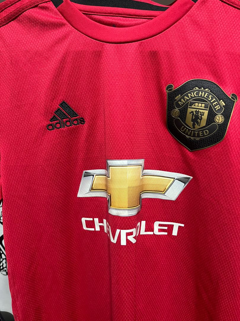 Manchester United Jersey, Men's Fashion, Activewear on Carousell