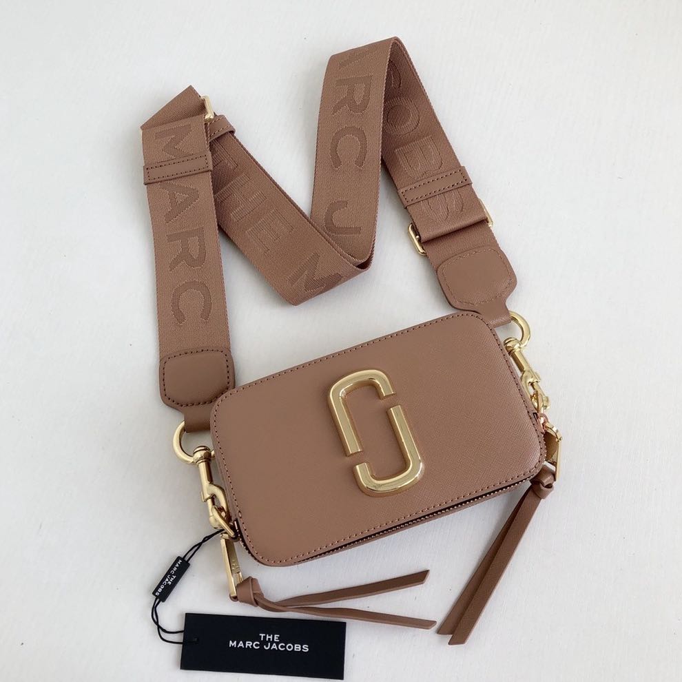 Marc jacobs hotsell snapshot second hand