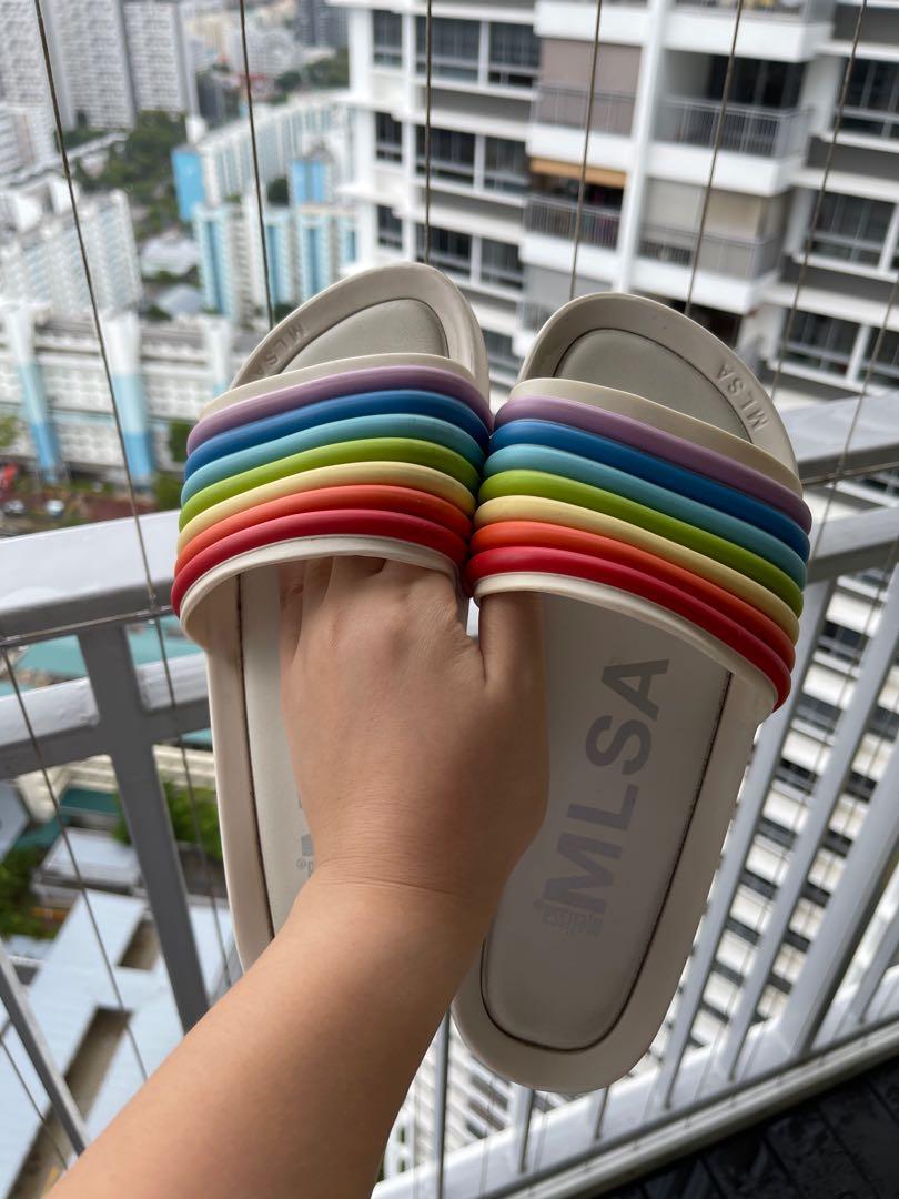 Rainbow slippers top