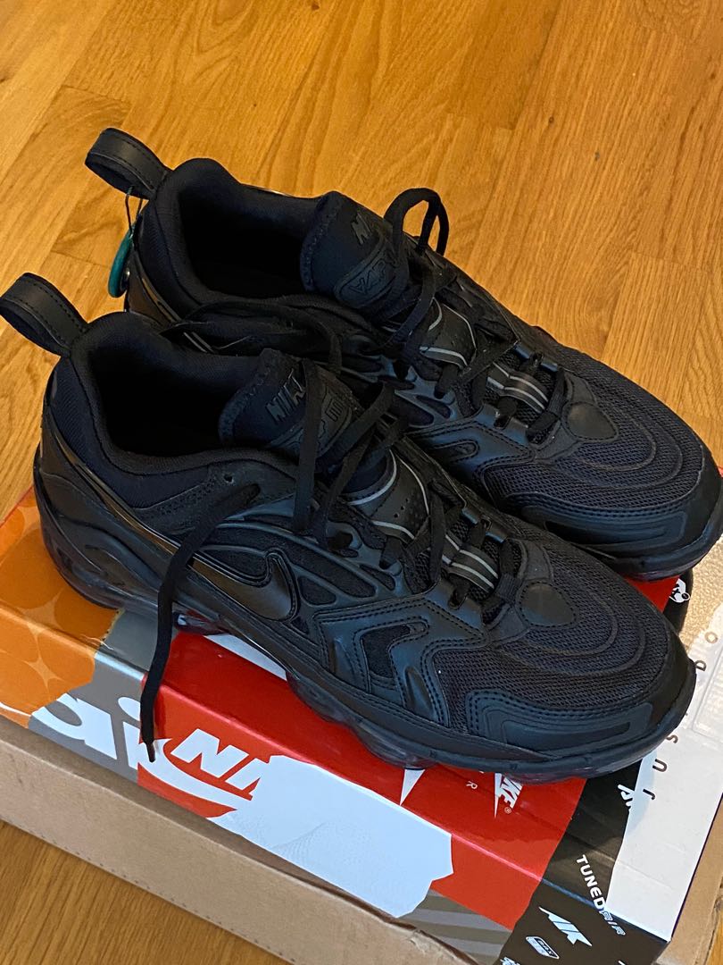 nike vapormax evo triple black