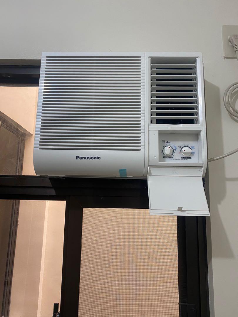 Panasonic .5 HP windowtype aircon, TV & Home Appliances, Air