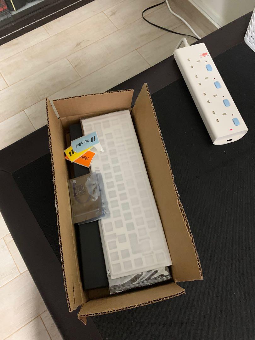 Parallel portal custom mechanical keyboard, Computers & Tech, Parts