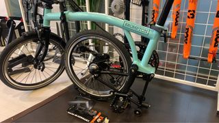 (Category: ) located in . Submitted by autumn_angel_sports_pte_ltd (Listing ID 1142530765, Image 1). Description: .