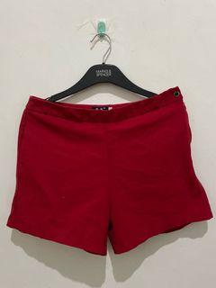 RED PANTS