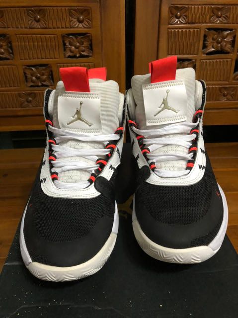 Sepatu jumpman top