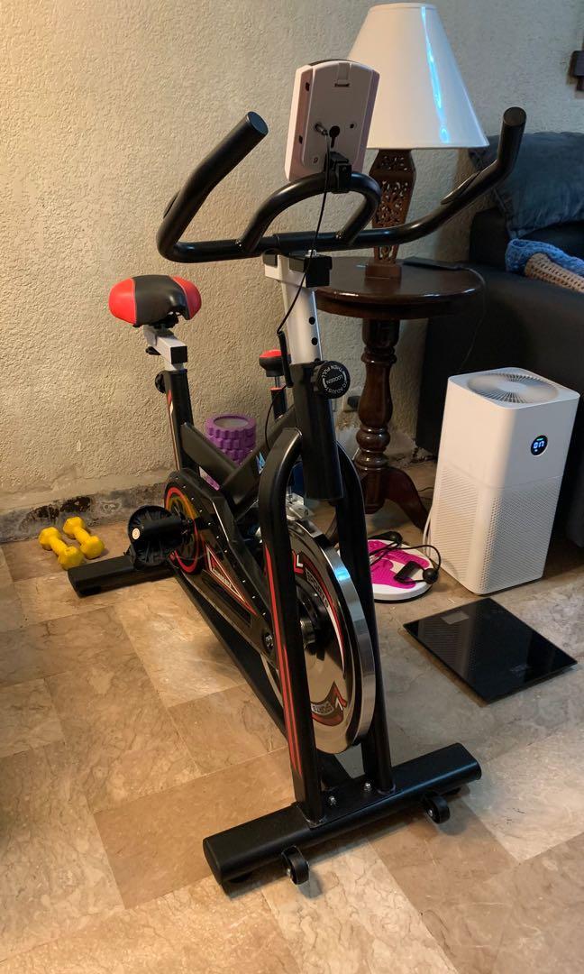 STATIONARY BIKE, Sports Equipment, Exercise & Fitness, Cardio & Fitness
