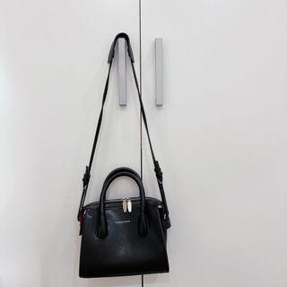 Tas Charles n Keith Original Warna Hitam