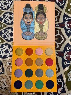The magic mini eyeshadow palette Juvia’s place