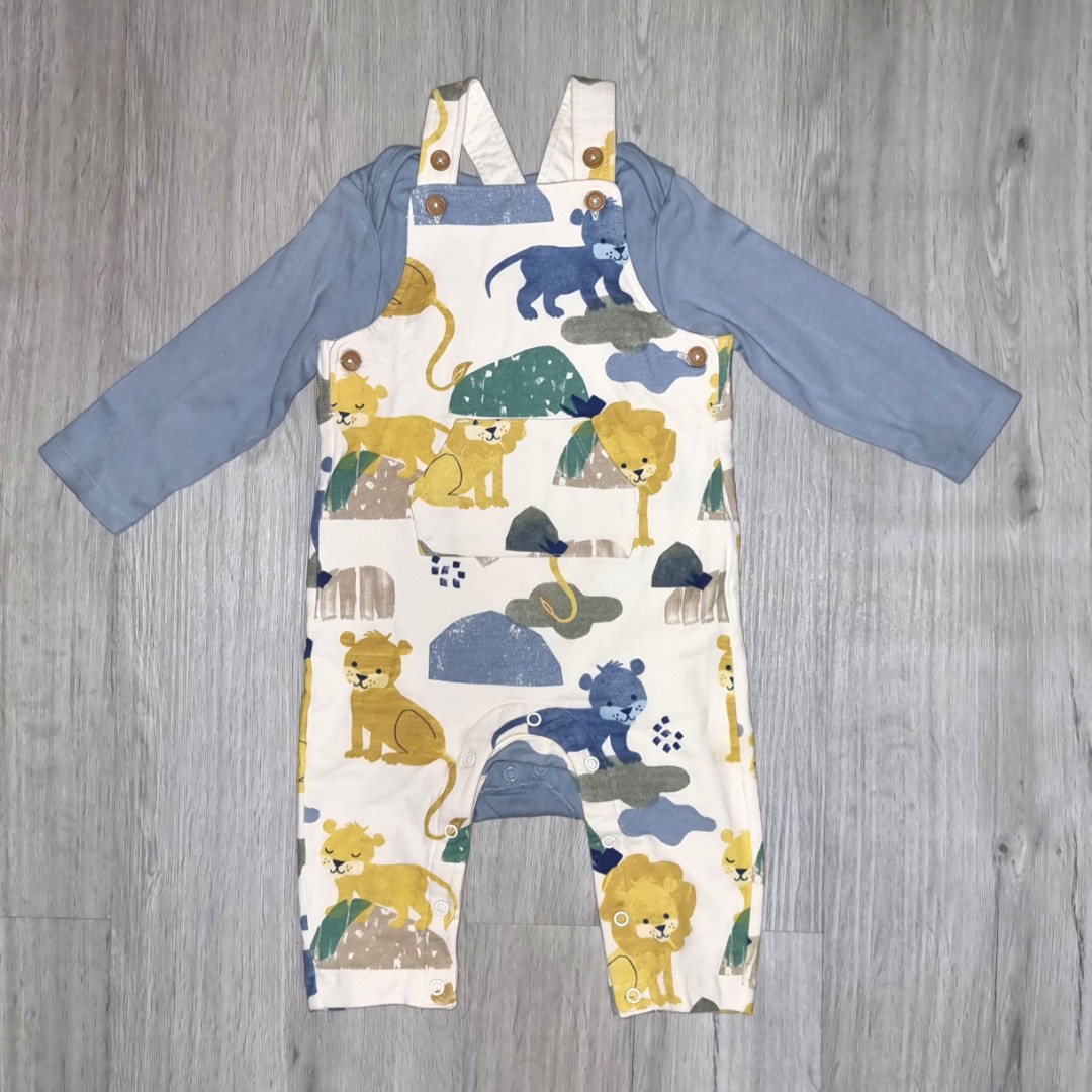 M&S baby boy 2 piece set, Babies & Kids, Babies & Kids Fashion on Carousell