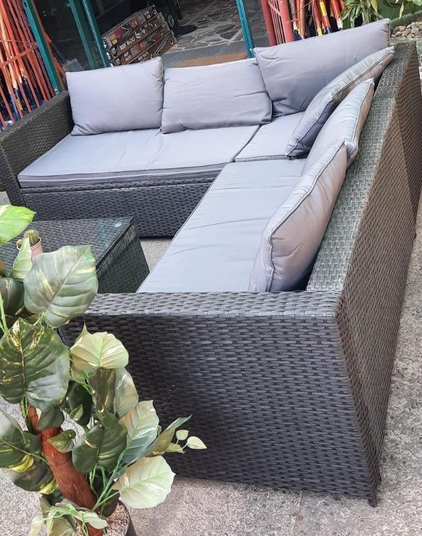 6 Seater Wicker Sofa Set (Category: Sofas) located in San Pedro. Submitted by affordable_surplus.1 (Listing ID 1146380823, Image 2). Description: 6 Seater Wicker Sofa Set Price: P22,500 Synthetic rattan Steel frame Tempered glass top center table Sales: Sweetcel Call/Text: 09306655589.