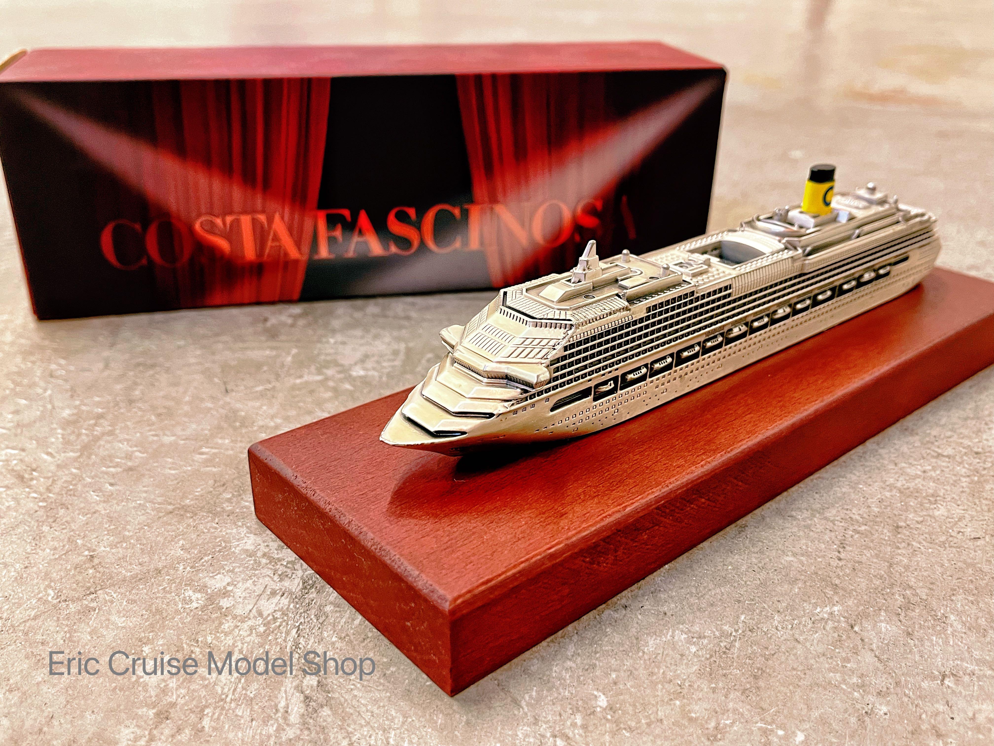 歌詩達郵輪迷人號特別版銅製模型Costa Fascinosa Ship Model , 興趣及遊戲, 收藏品及紀念品, 明星周邊- Carousell