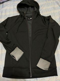 全新❗️Adidas 連帽運動外套 黑色 手腕反光 S號 彈性合身