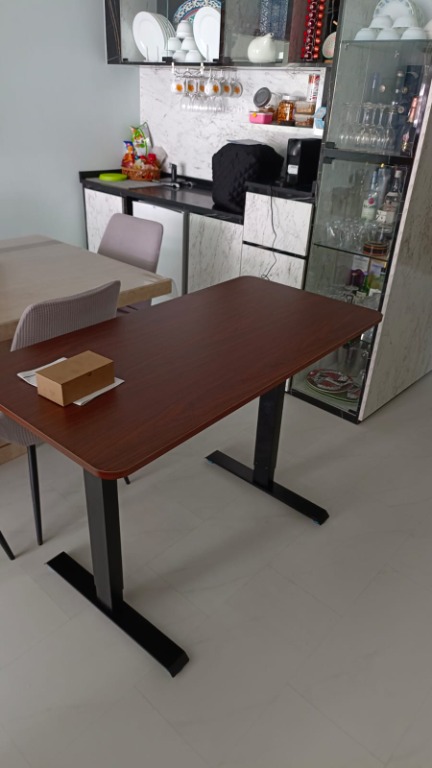 Adjustable WFH Study Table / Office Table Electronic Motorize ...