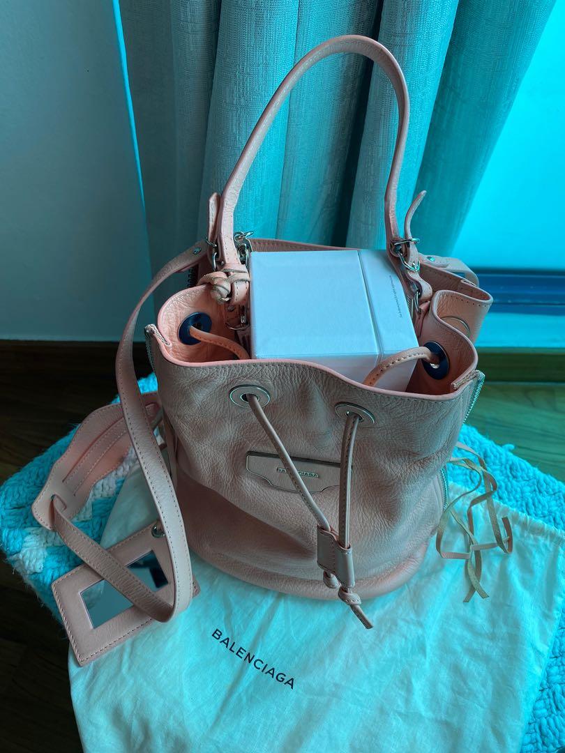 Balenciaga pink bucket bag Women s Fashion Bags Wallets Cross body Bags on Carousell