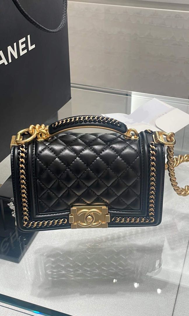 Boy chanel small deals flap bag with handle