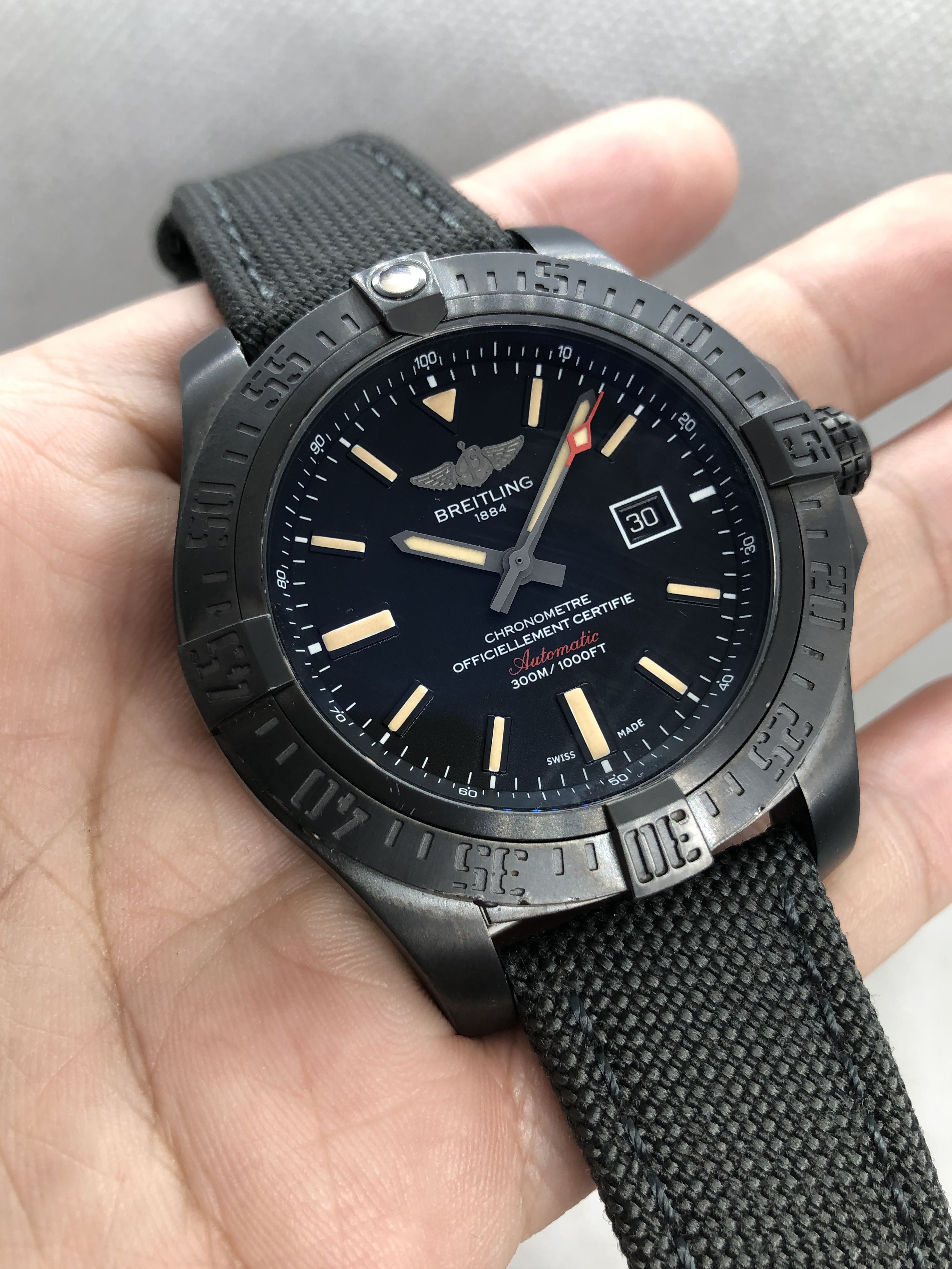 Breitling avenger blackbird 48mm sales