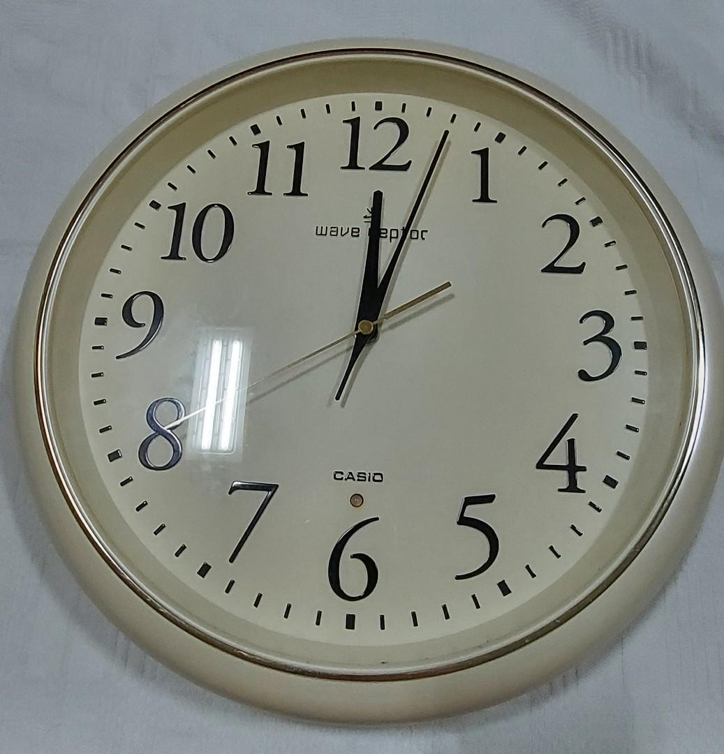 Casio Wave Ceptor 13 inch wall clock, Furniture & Home Living, Home