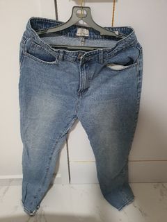 (Category: ) located in . Submitted by Clearmycloset2 (Listing ID 1146380978, Image 1). Description: .