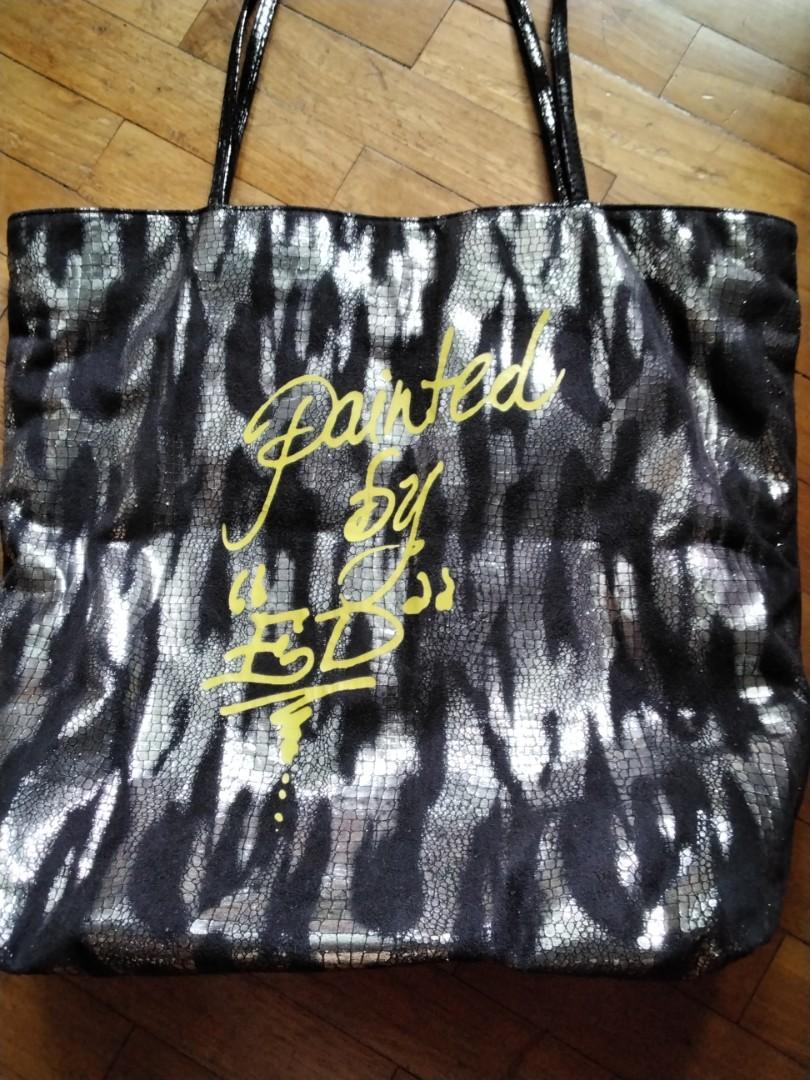 Best Ed Swimsuit Bags,Ed Hardy Bags Roses Love Is Black Classic