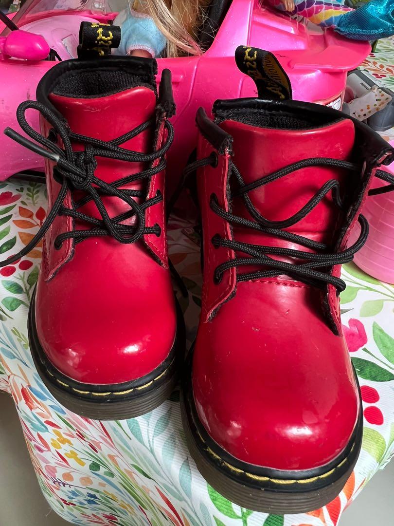 Kids size 5 dr martens outlet