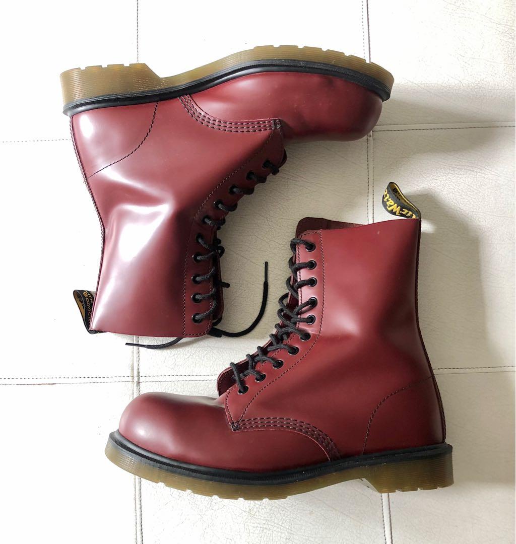 Doc martens hotsell 1919 cherry red