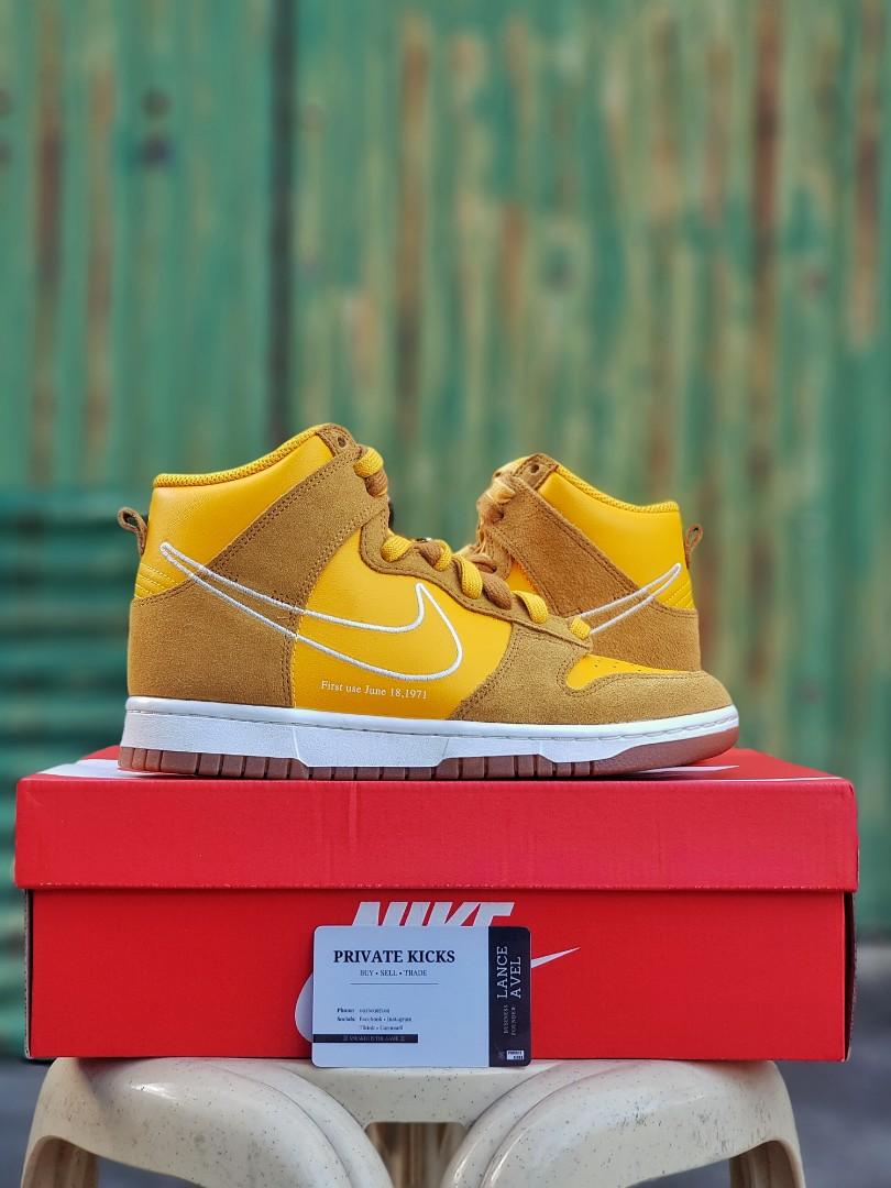 dunk high first use university gold