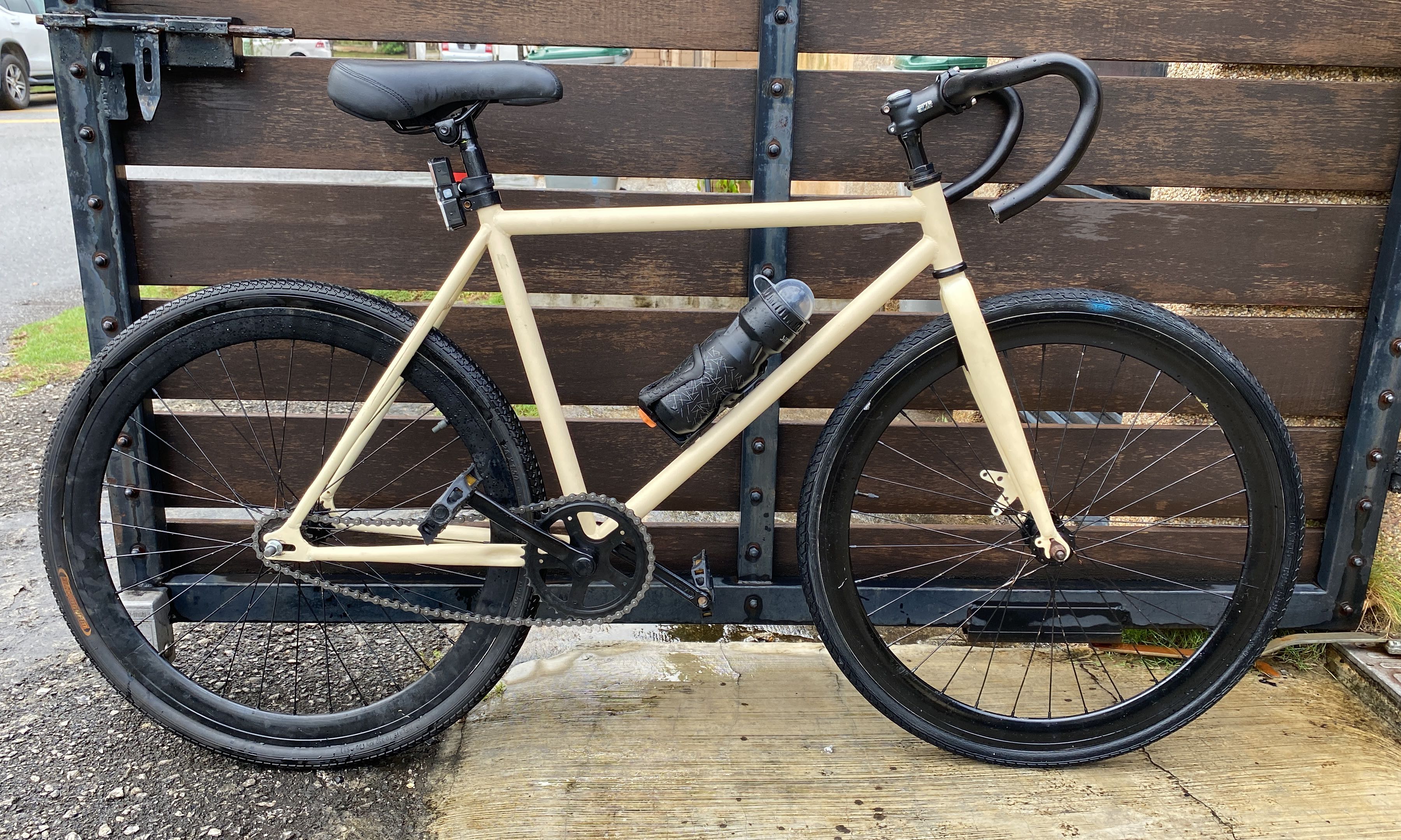 Basikal fixie shop gear