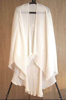 [Free mail] BNWOT KALAIA designed pleated flowly cardigan