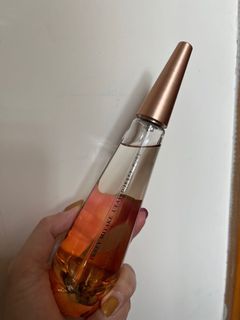 （分類：）位於 。 由 rianycloudy 提交（商品編號 1146423039，圖片 1）。簡介： 。