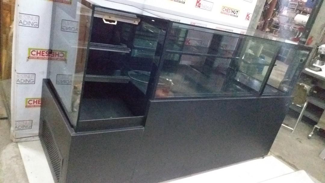 Kinco Cake Display Showcase Chiller with Grab and Go Display Chiller