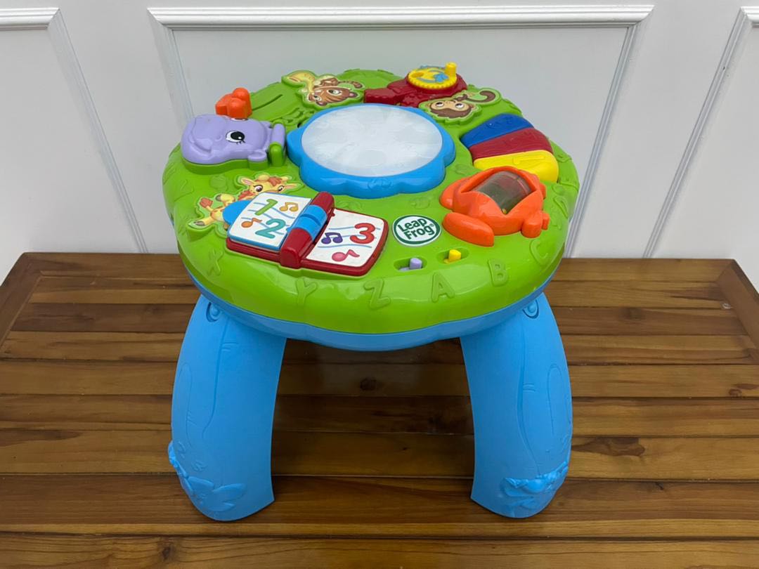 Leapfrog activity shop table animal adventure