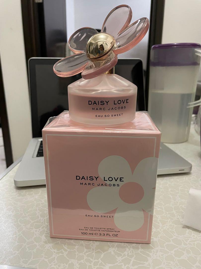 marc jacobs daisy charming