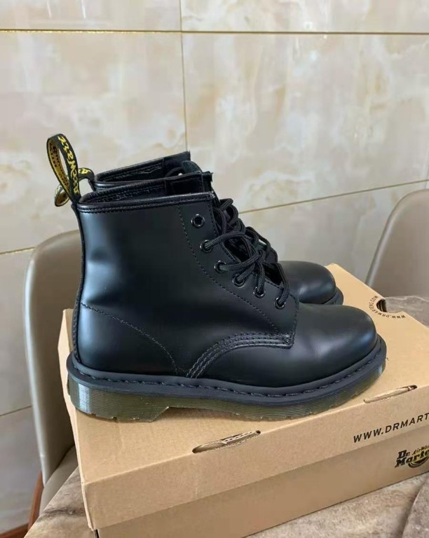Dr martens outlet 6 fori