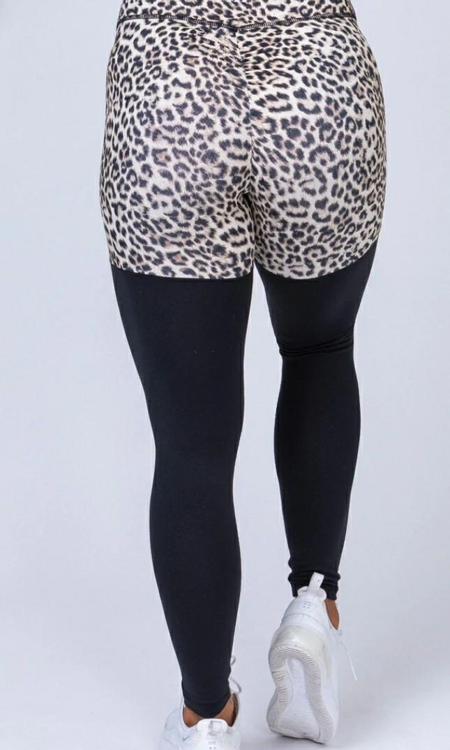Musclenation two toned leopard scrunch tights XS Women s Fashion